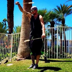 Meet your Posher, Connor